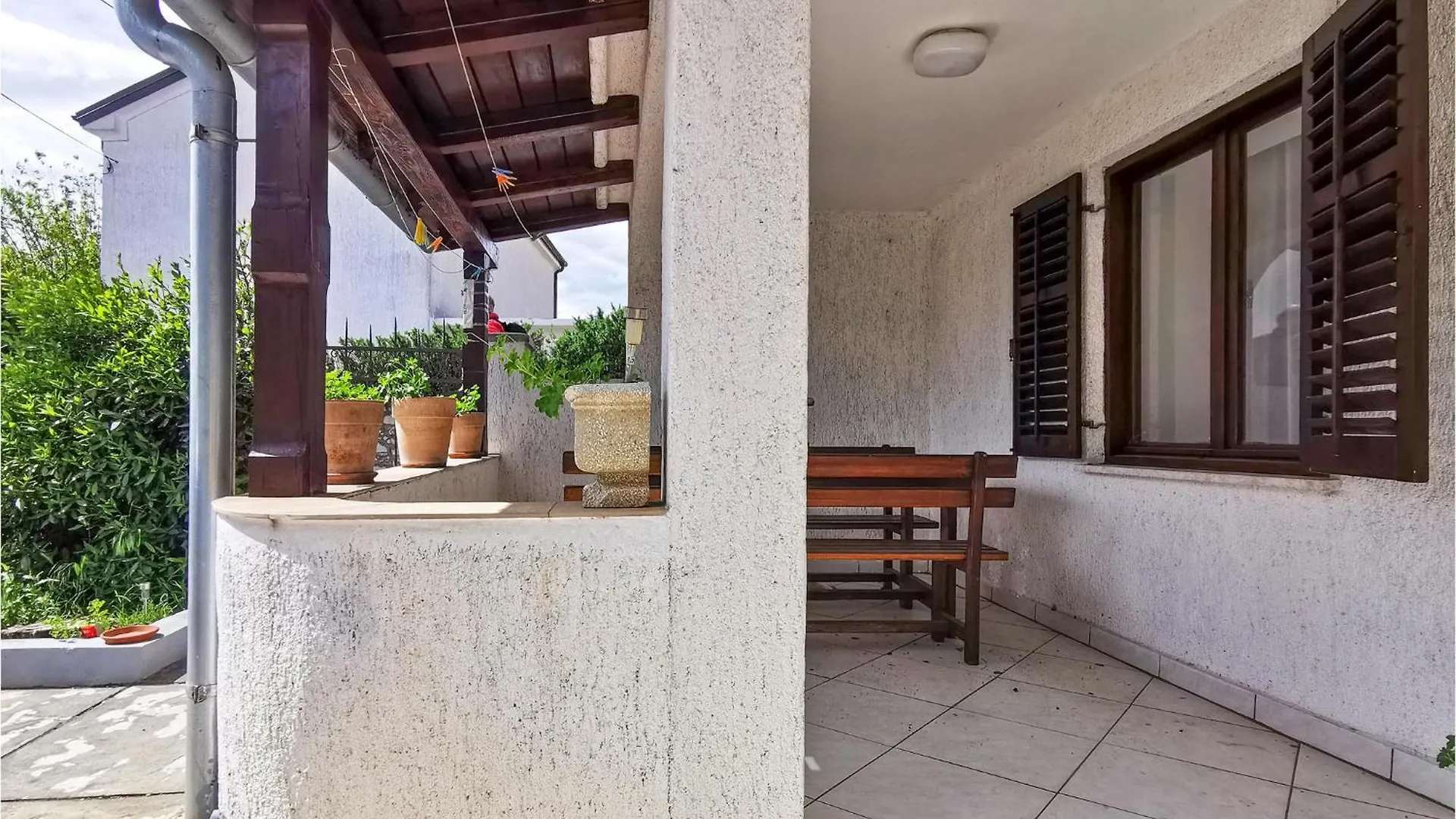 Lovely Apartment In Jadranovo With Wifi